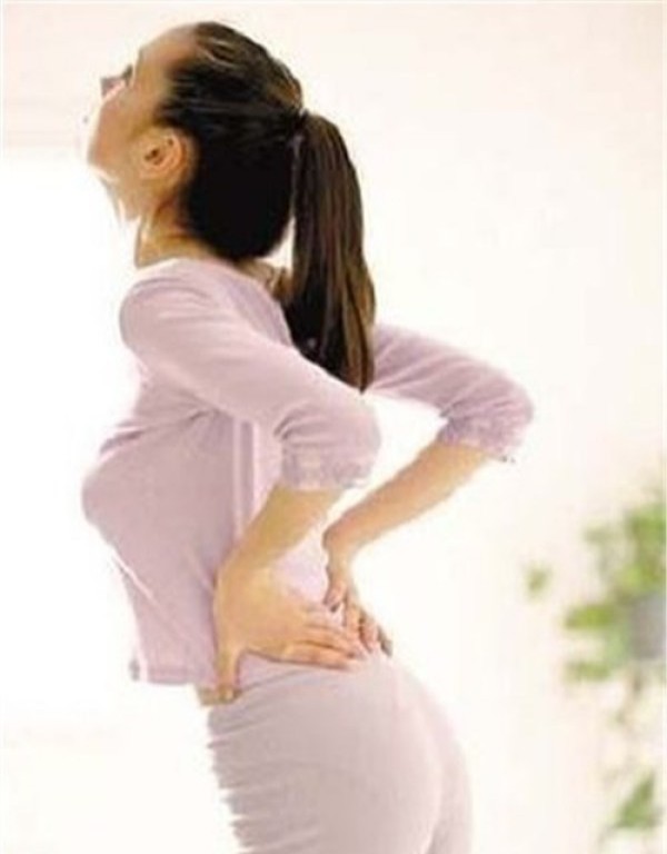 女性腰痛不能弯腰怎么回事：女性腰痛弯腰困难：病因探究与诊疗指南